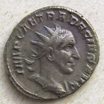 trajan_decius_01.jpg